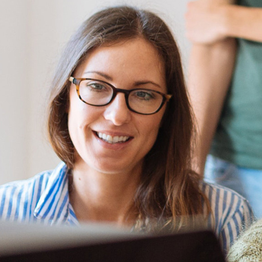 Alejandra Gonzalez thumbnail